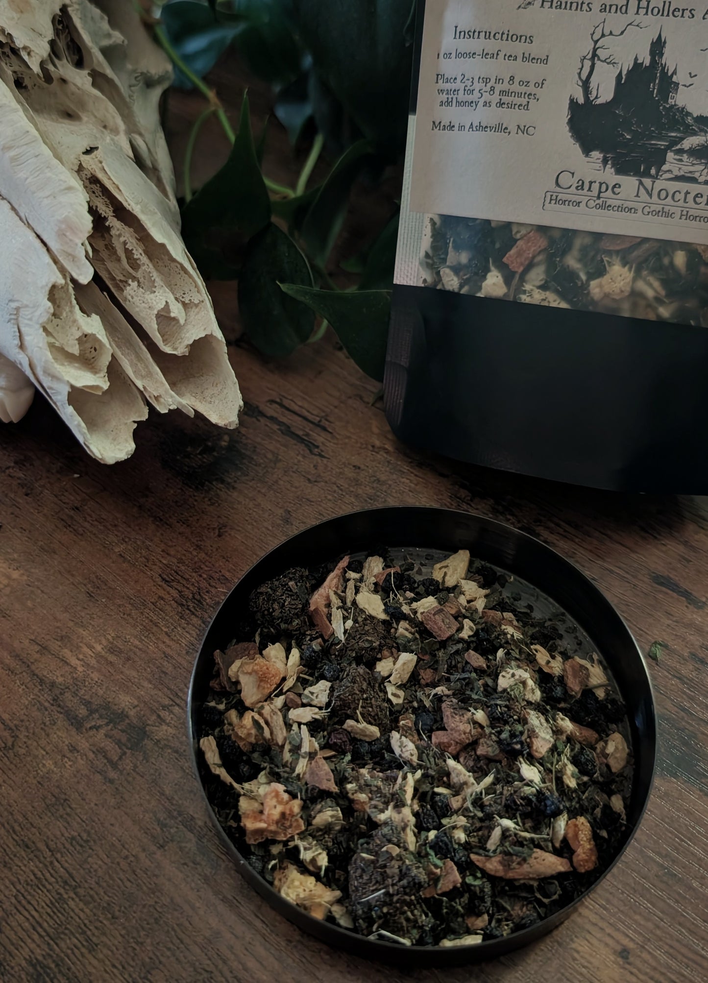 Carpe Noctem (Gothic Horror) Tea Blend