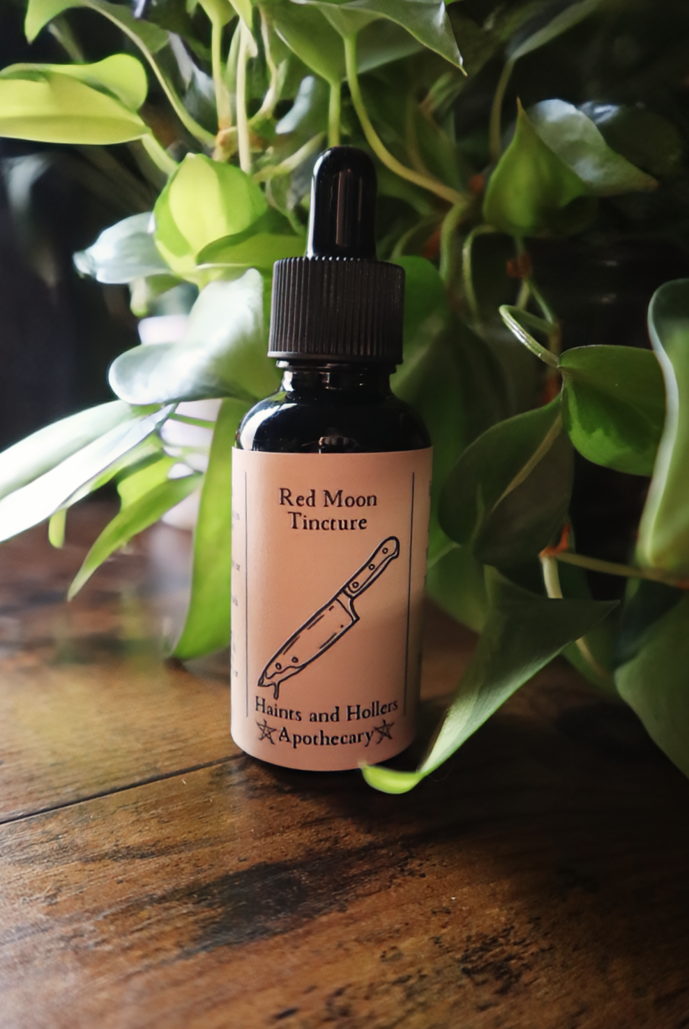 Red Moon Herbal Tincture • Cramp Ease • 1oz