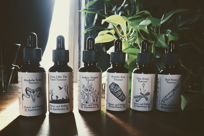 Red Moon Herbal Tincture • Cramp Ease • 1oz