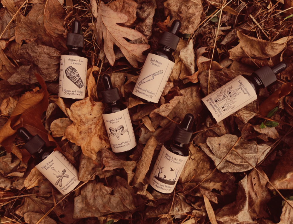 Red Moon Herbal Tincture • Cramp Ease • 1oz